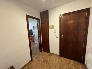 Piso en alquiler en Peñamefecit - Avda Barcelona en Jaén