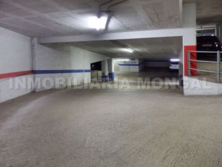 Garaje en venta en Gavarra en Cornellà de Llobregat