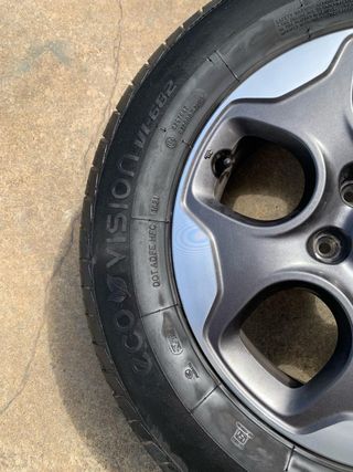 Llanta Jeep Renegade 16 + Goma