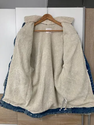 Chaqueta vaquera Zara con flecos