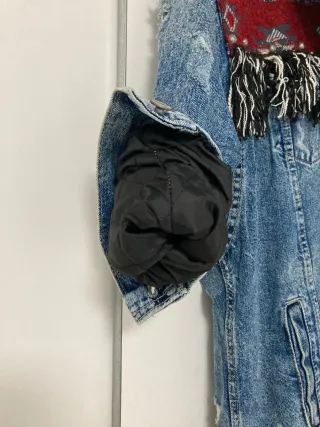 Chaqueta vaquera Zara con flecos