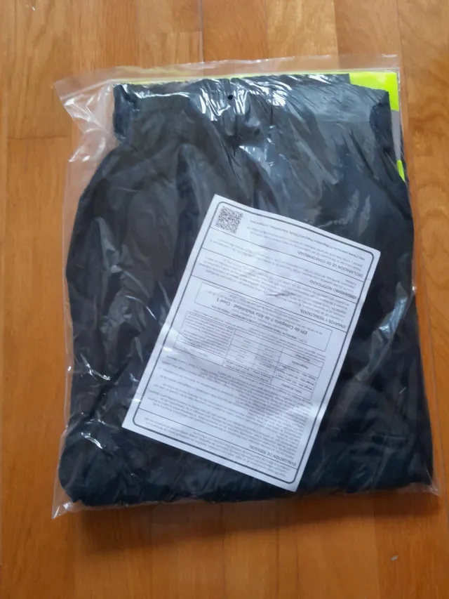 Pantalón alta visibilidad negro y verde