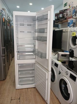 Nevera AEG Blanca con Garantía y Transporte