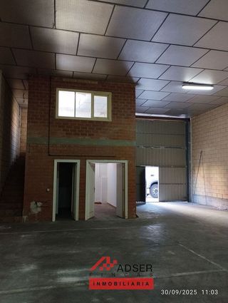 Nave industrial en alquiler en El Campillo - Polígono Cantabria en Logroño