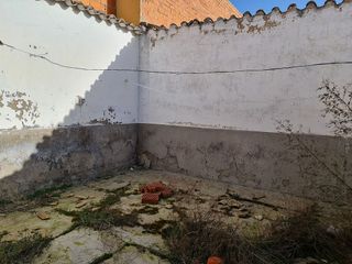 Casa adosada en venta en Quintanar de la Orden