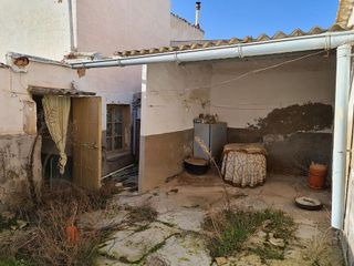 Casa adosada en venta en Quintanar de la Orden