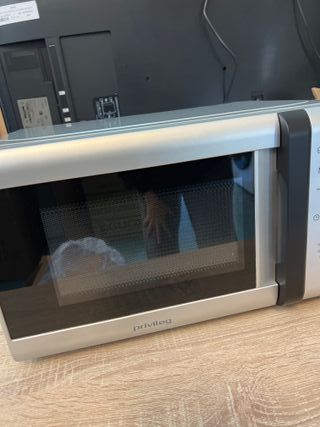 Microondas Privileg 20L