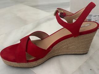Sandalias cuña esparto Geocos rojas