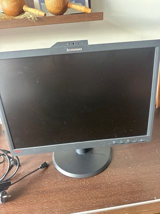 Monitor Lenovo ThinkVision L2251P 22