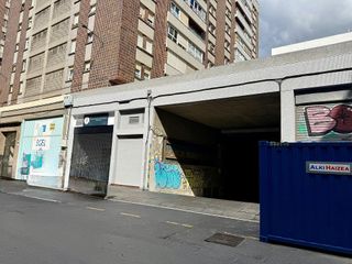 Garaje en venta en San Pedro de Deusto-La Ribera en Bilbao
