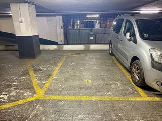 Garaje en venta en San Pedro de Deusto-La Ribera en Bilbao