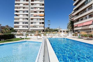 Piso en venta en El Bajondillo en Torremolinos