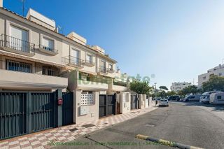 Chalet en venta en Playamar en Torremolinos