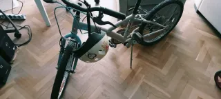 Bicicleta de montaña tamaño intermedio