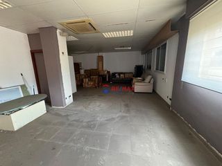 Local comercial en venta en Eixample Nord – La Devesa en Girona