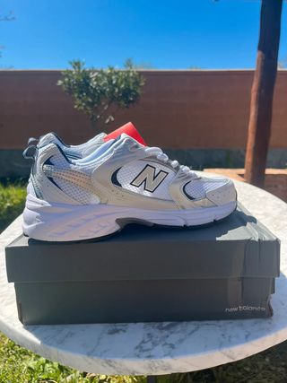 New Bálánce 530 White Navy  Talla 41.5
