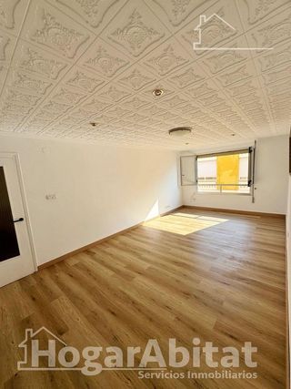 Piso en venta en Zona Bosca en Burriana