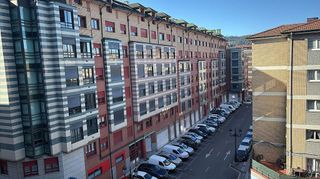 Piso en alquiler en Tenderina Alta - Fozaneldi en Oviedo