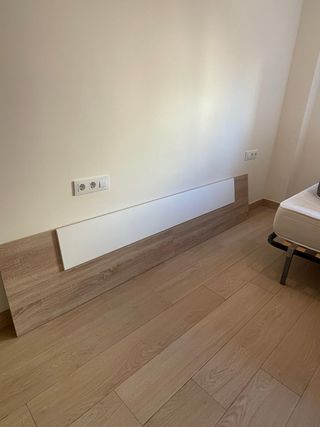 Cabecero de cama madera y blanco