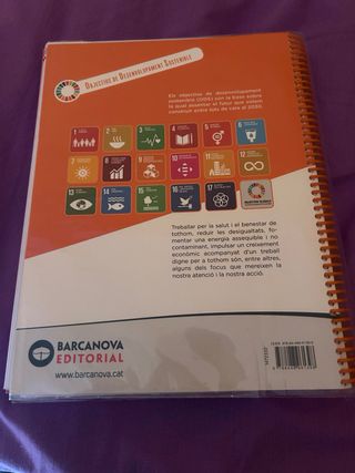 Maria Pi i Sunyer 2 ESO. Dossier. Socials