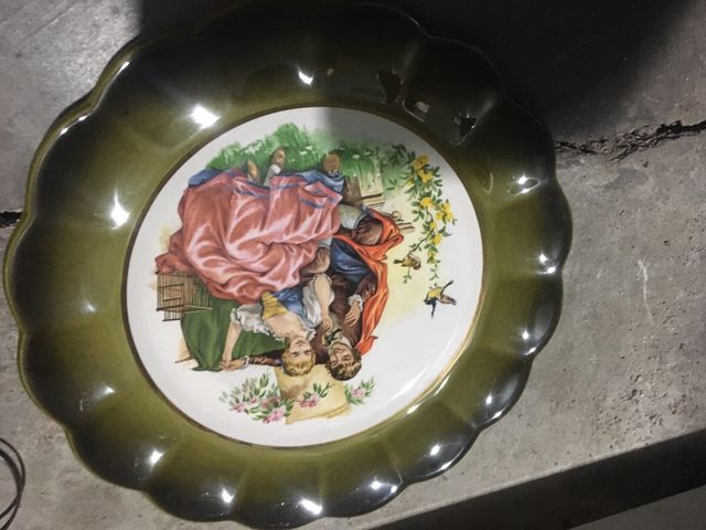 2 Platos Decorativos Vintage Tanagra Santander