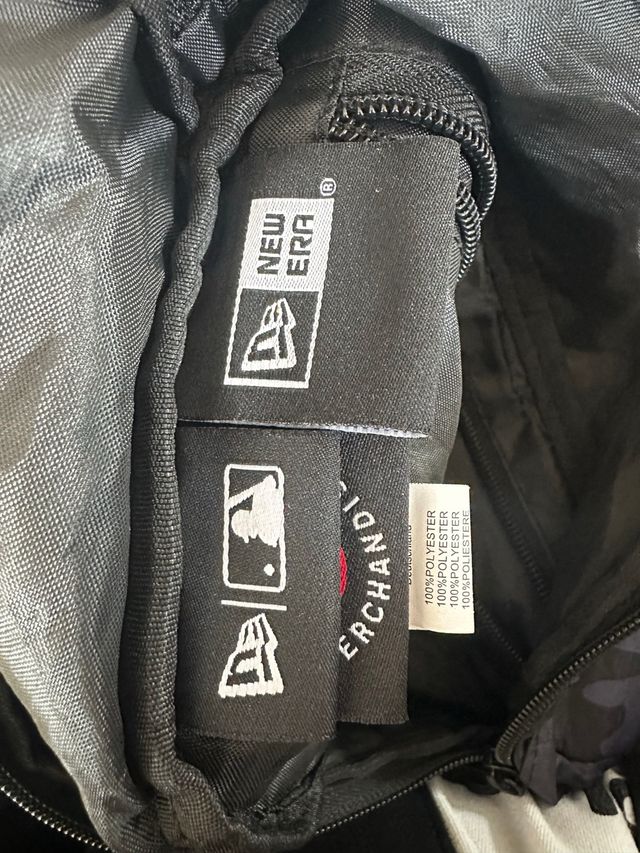 Marsupio New Era Camouflage Nero Grigio