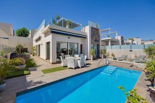 Casa en venta en Campos de Golf - Villa Martin - Los Dolses en Orihuela