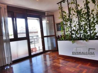 Piso en venta en Ibarrekolanda en Bilbao