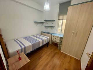 Piso en alquiler en Ensanche - Sar en Santiago de Compostela