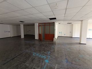 Local comercial en venta en Tomelloso