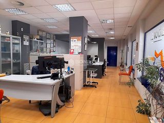 Local comercial en venta en Ensanche en Teruel