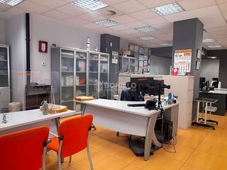 Local comercial en venta en Ensanche en Teruel