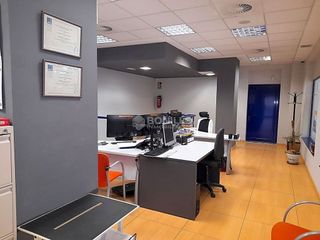 Local comercial en venta en Ensanche en Teruel