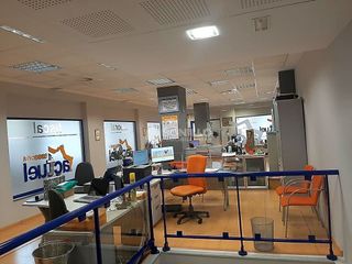 Local comercial en venta en Ensanche en Teruel