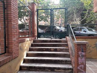 Local comercial en venta en Ensanche en Teruel