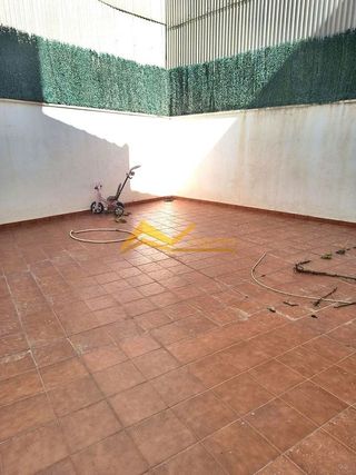 Piso en venta en Linares