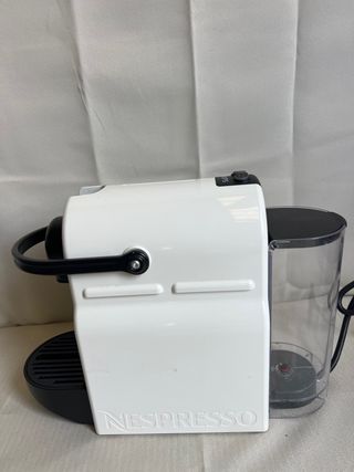 Cafetera Krups Nespresso Blanca