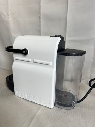 Cafetera Krups Nespresso Blanca