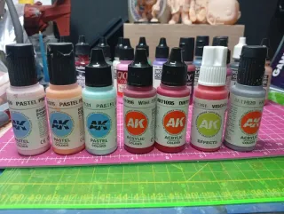 Pack botes pintura acrilica Vallejo, AK, citadel