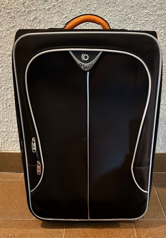 Juego de 2 maletas negras con detalles