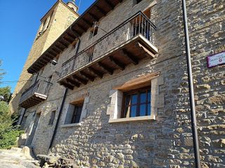 Casa adosada en venta en Sada (Navarra)