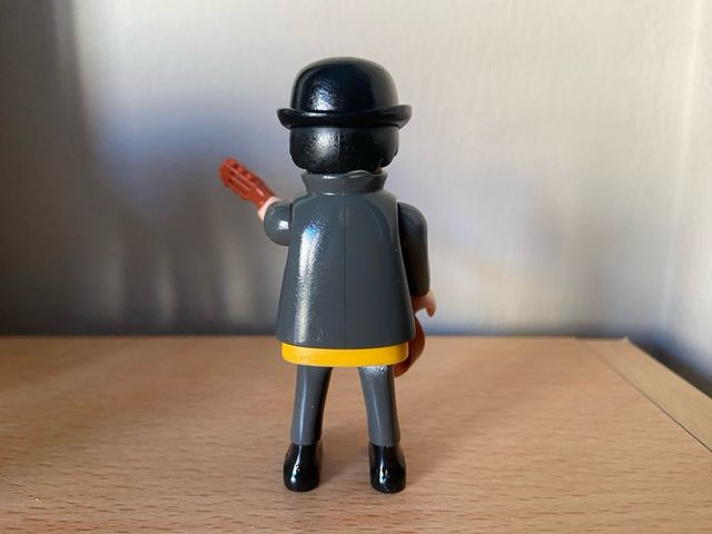 Playmobil Joaquín Sabina Guitarra