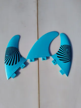 Tabla de surf tipo Hypto Krypto.