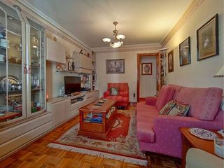 Piso en venta en Plaza España - Villa Pilar - Reyes Católicos - Vadillos en Burgos