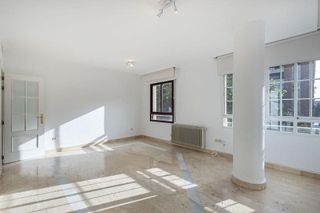 Piso en alquiler en Centro - Sagrario en Granada