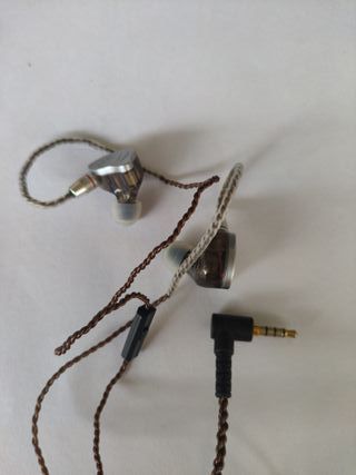Auriculares CCA C10 In-ear