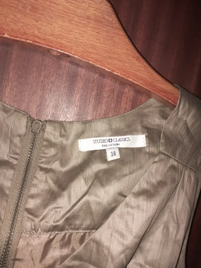 Vestido fiesta verde oliva