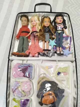 Muñecas Bratz con accesorios y maletín, negociable