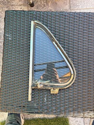 Ventanillas SEAT 600 Triangulares