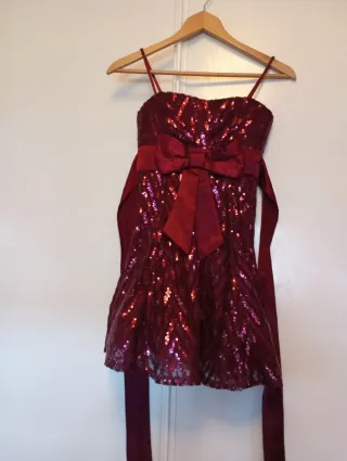 Vestido lentejuelas burdeos Talla 38